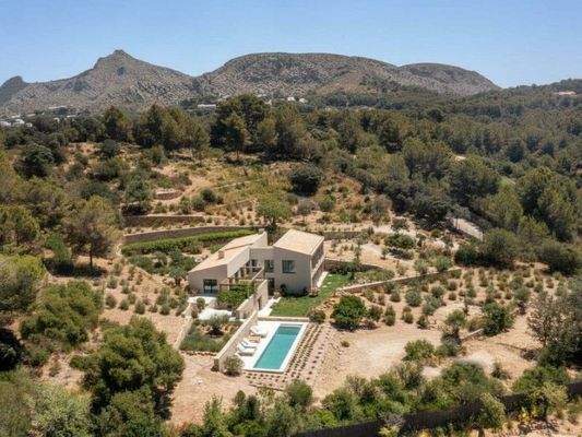 Finca-In-Alcudia-Zu-Kaufen-Living-Blue-Mallorca (20)