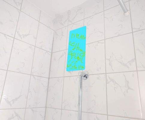 neuer Lüftungsdeckel kommt. Im Bad