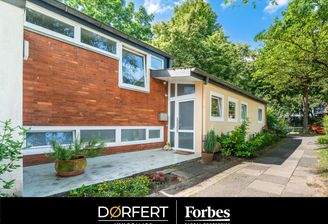 00Titelbild-Heimfeld-Geräumiges-Reihenendhaus-mit-großem-Garten