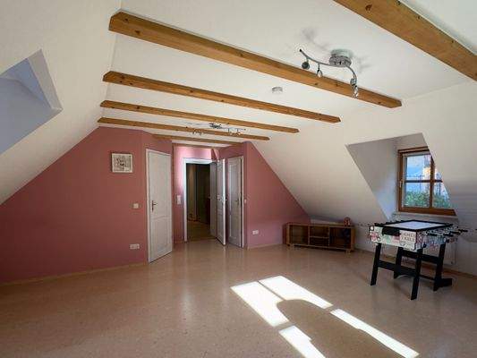 Kinderzimmer im Dachgeschoss