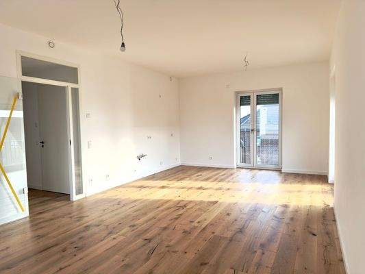 Wohnen Blick Küchenbereich.jpg