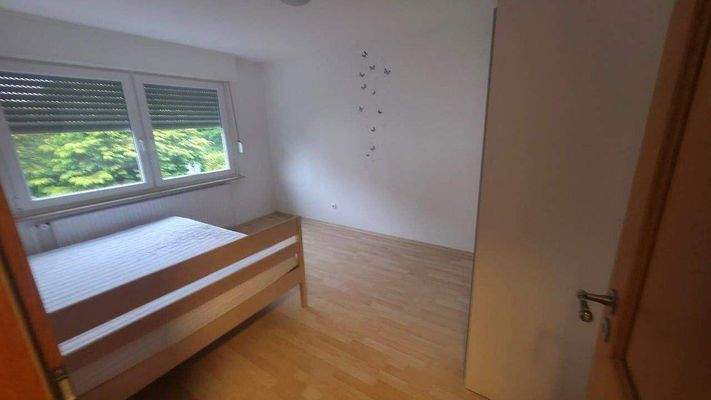 OG - Kinderzimmer li.jpg