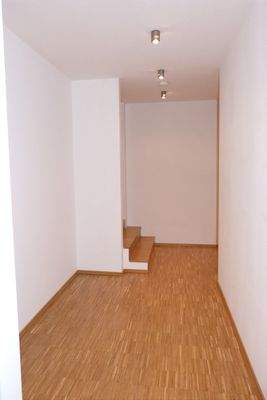 Schrankraum vor Kunderzimmer (2).JPG