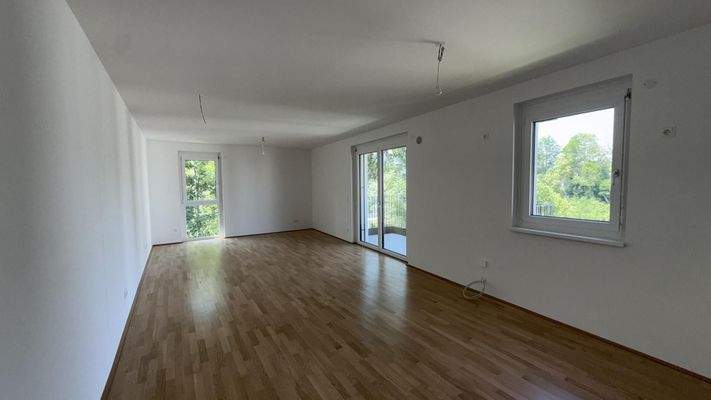 Top 8 WOhnbereich Ansicht 2