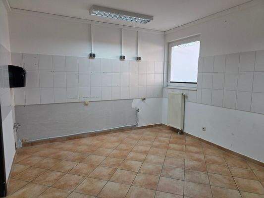 Direkt in der Strandstraße - Gewerbeeinheit in Top Lage vom schönen Ostseebad Baabe