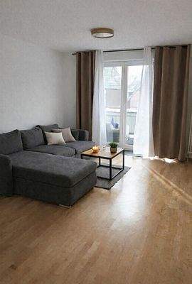 Fotos 1.OG rechts Teil 3.jpg