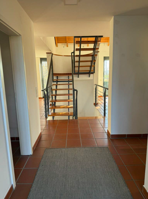 11 - Eingangsbereich.png