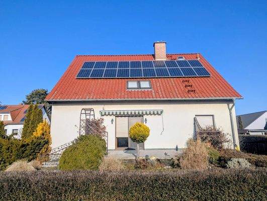 Ansicht des Wohnhauses mit Terrasse (Südseite)