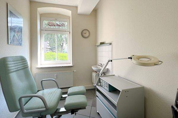 Kleines Behandlungszimmer