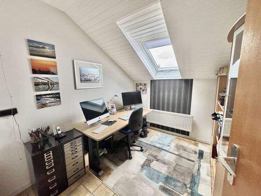 Büro DG (ehemals Küche)