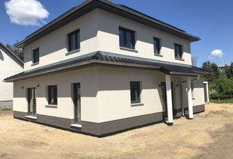 Hier ist ein von uns gebautes Haus-Bsp.