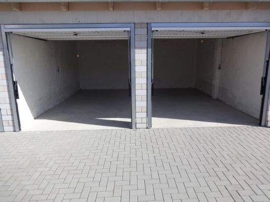 Doppelgarage
