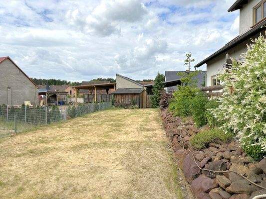 Freifläche im Garten