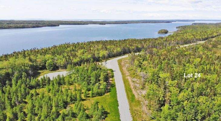 Cape Breton - 37,4 Hektar mit Atlantik-Zugang in t