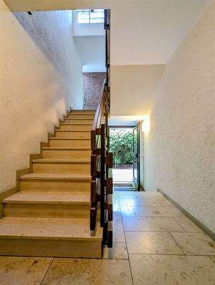  Treppenhaus Ansicht 1