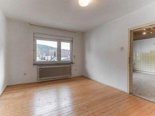 Zimmer 3, ggf. Esszimmer / Ankleidezimmer 