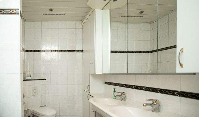 Badezimmer Wohnung OG