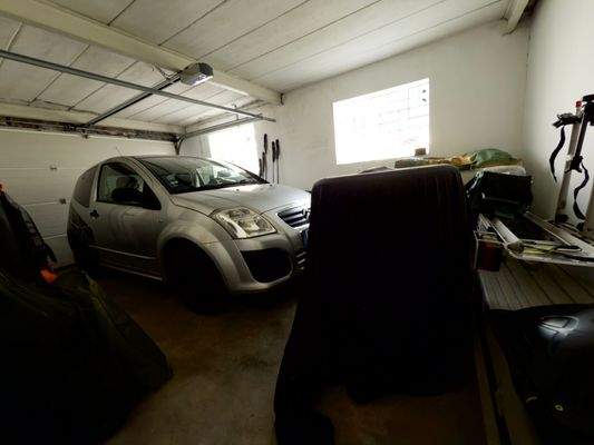 große Garage