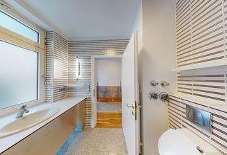 Badezimmer EG Einheit Nr1