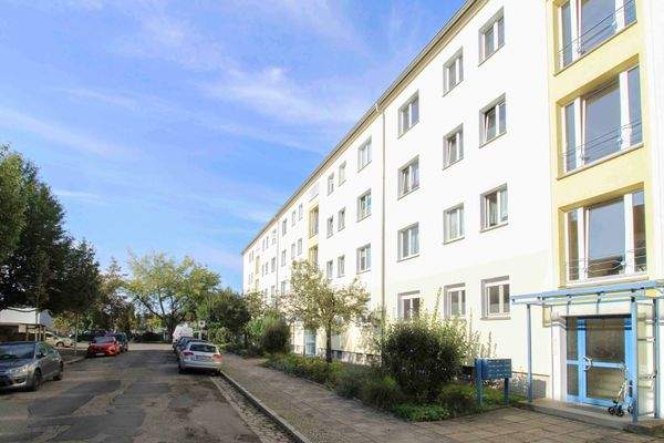 Hausansicht straßenseitig 02