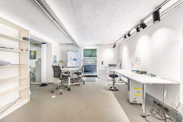 Büro im UG