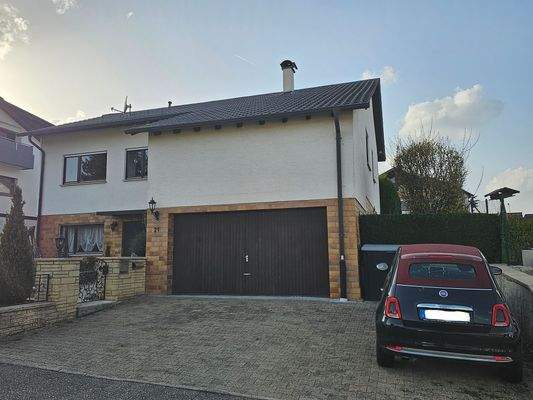 500 - Doppelgarage u. Stellplatz.jpg