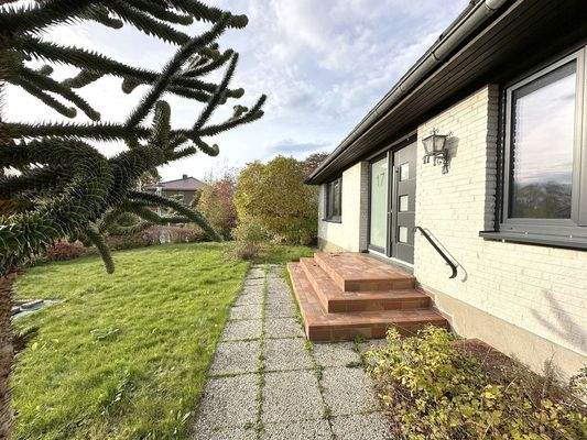 Seitenansicht vom Haus