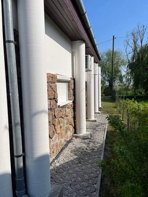 EkalCkt7.jpg
