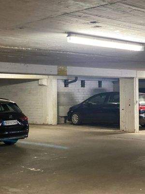 Tiefgaragenstellplatz
