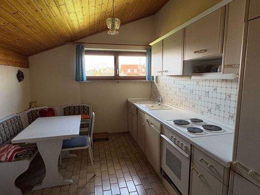 Küche mit Essplatz Einliegerwohnung im Dachgeschoss