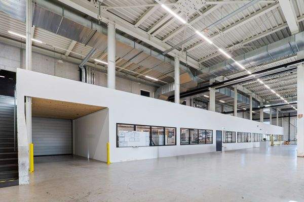 Lichtdurchfluteter Gewerbestandort