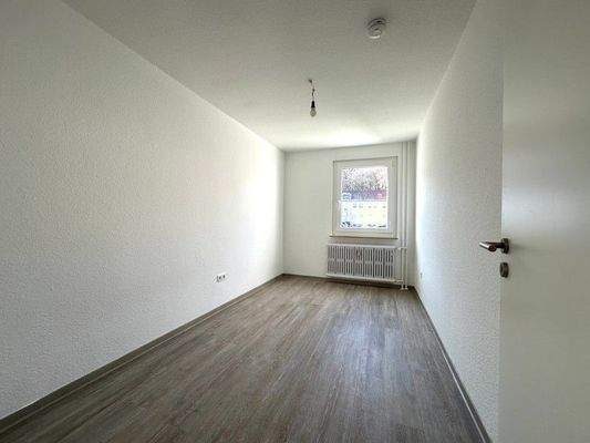 6 Das Kinderzimmer/ Büro