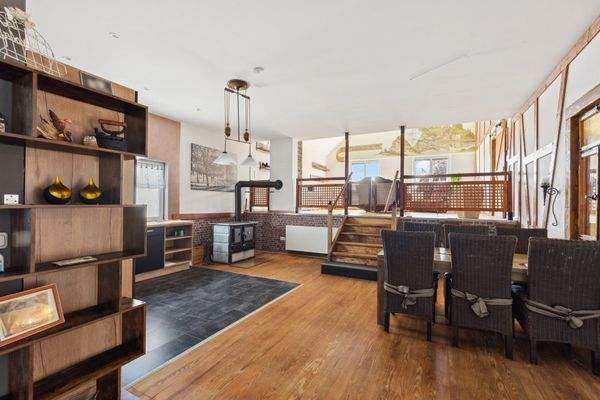 Küche/Esszimmer_OG ehemaliger Saal 