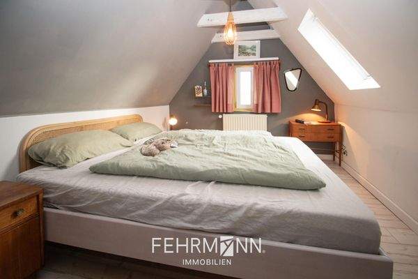Schlafzimmer DG