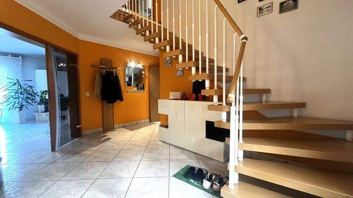 Flur /Eingangsbereich EG