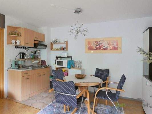 Esstisch im Küchenbereich