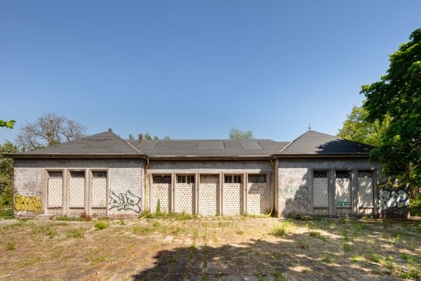 Gebäudeansicht Süd - Terrasse