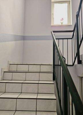 8 - Treppenaufgang.jpg