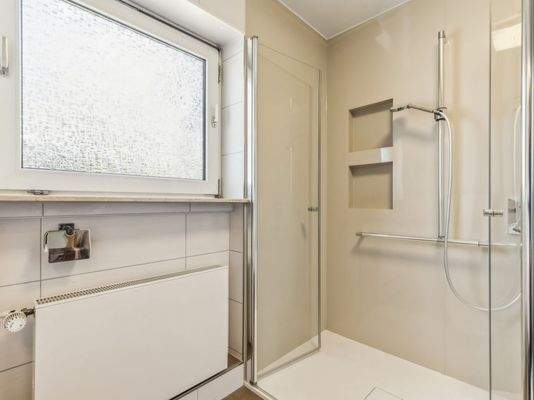 Badezimmer Ansicht 2 OG