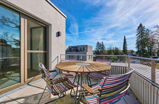 Sonnige Terrasse 2. OG