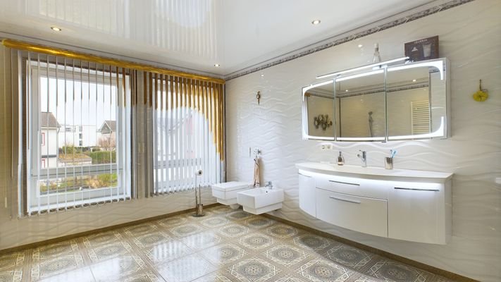 Badezimmer im Obergeschoss