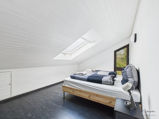 Schlafzimmer im DG