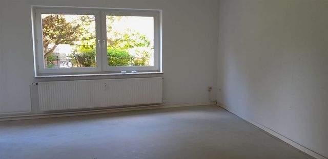 Schöne 2,5-Zimmer-Whg. im Tunnelweg // Husum - Foto 3