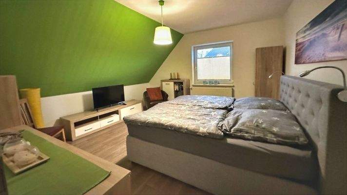 Schlafzimmer im OG