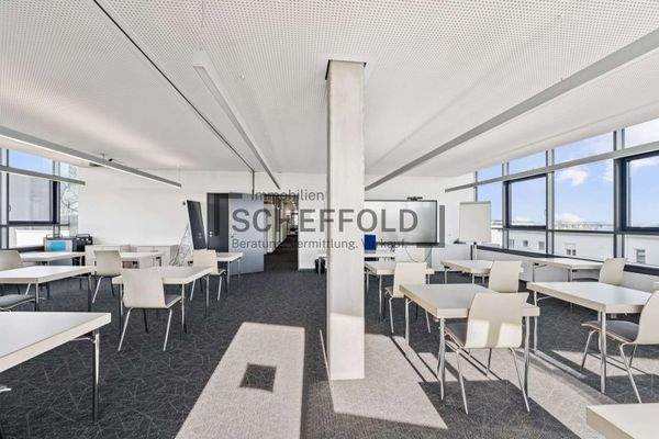 Prüfungs- und Seminarraum 