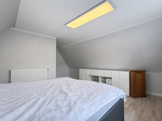 OG Schlafzimmer Blick Eingang