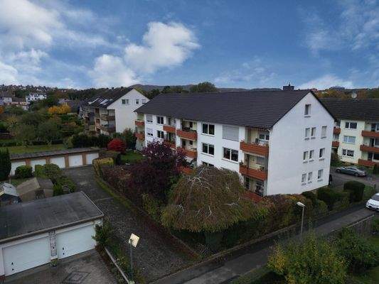 Rückansicht mit Garage