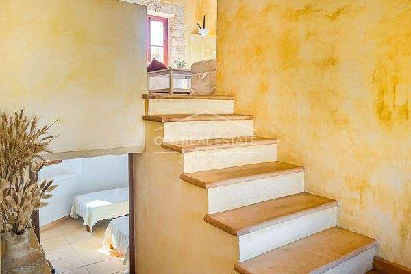 Treppe zum Wohnzimmer