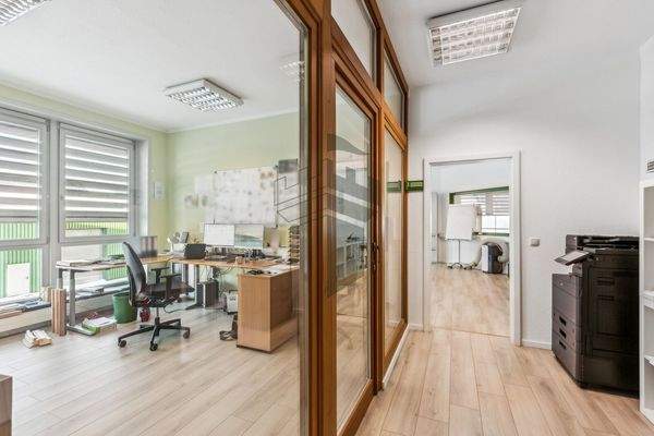 Produktionshalle - Fensterbau