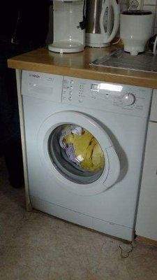 Waschmaschine in der Küche